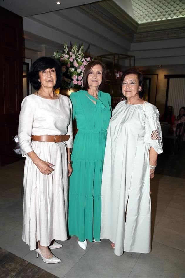 Irma González, Rosa Carmen González y Alicia González