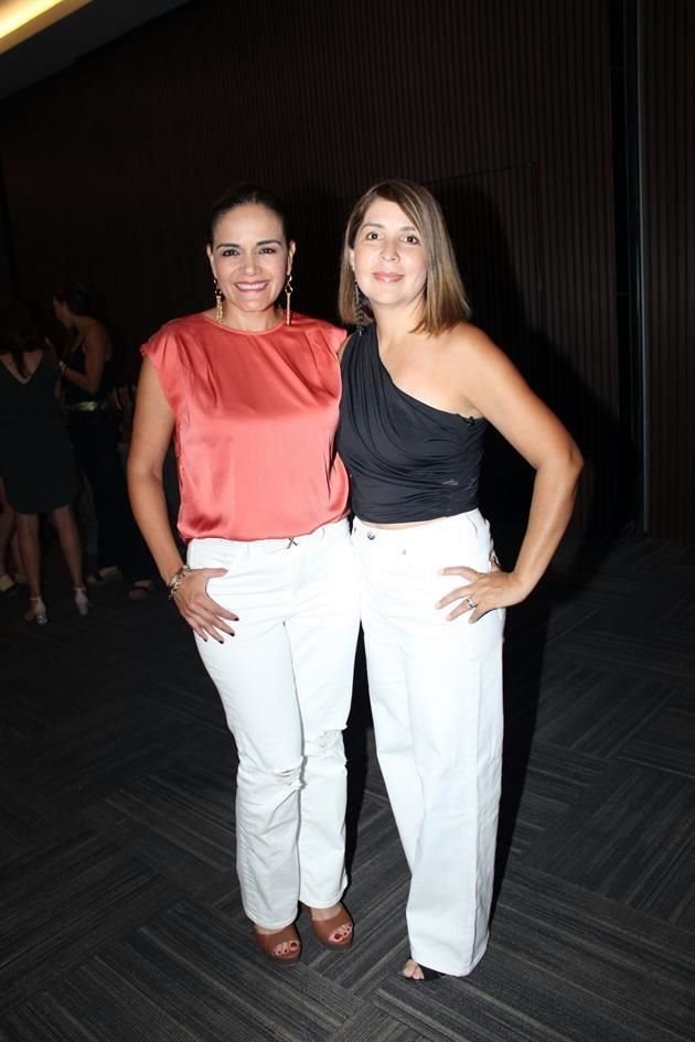 Alma Fragoso y Letvia Santana