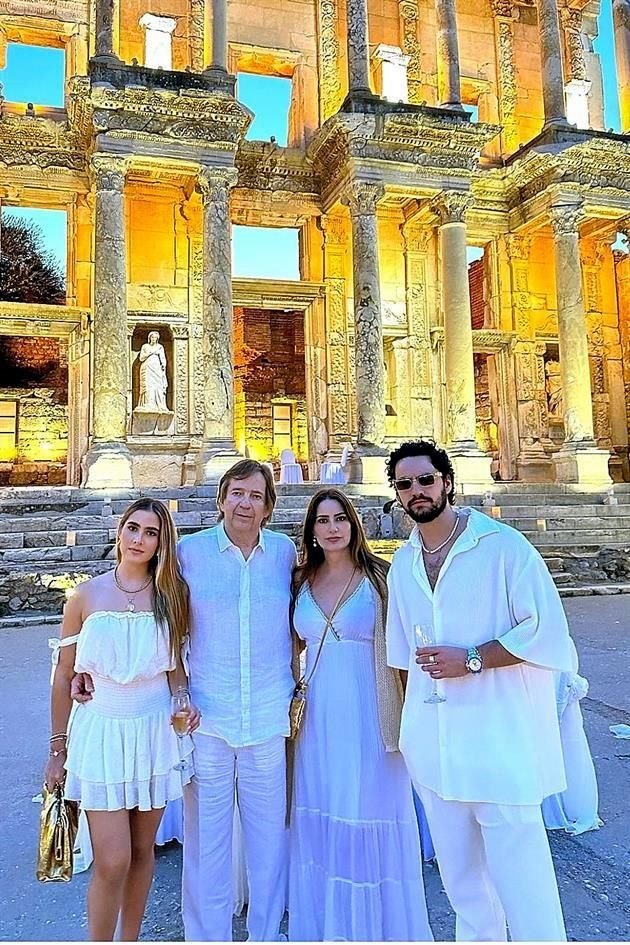 TURQUÍA. Florencia Hinojosa, Sergio Gutiérrez, Alejandra Hinojosa de Gutiérrez y Federico Hinojosa