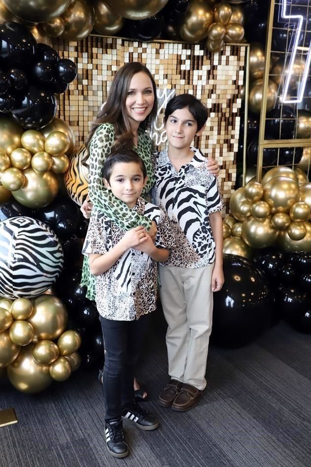 Violeta Ramírez, Emilio García y Pedro García