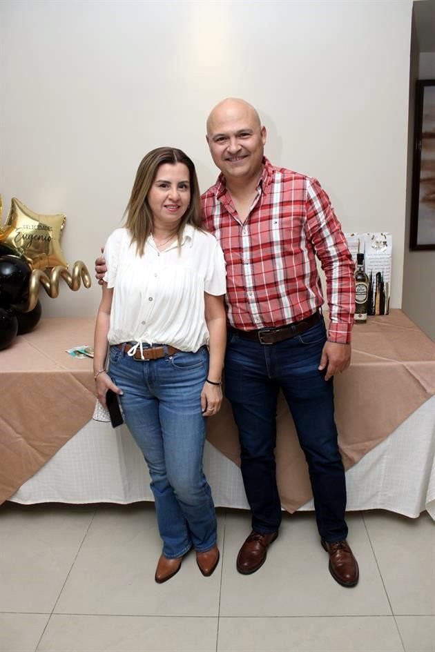 Verónica Paredes y Armando Díaz