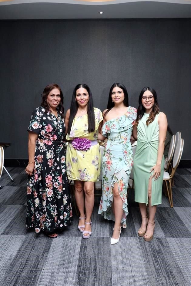 Mayela Medina, Marla Cruz, Marla Dávila y Ana Paula Garcia