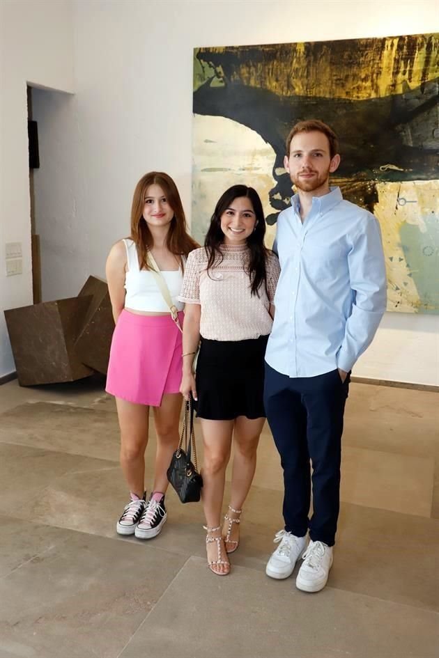 Miranda de la Maza, Cristina de la Maza y Pablo Morales