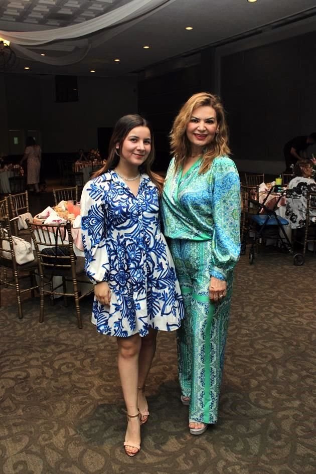 Barbara Veloz y Mayra de Veloz