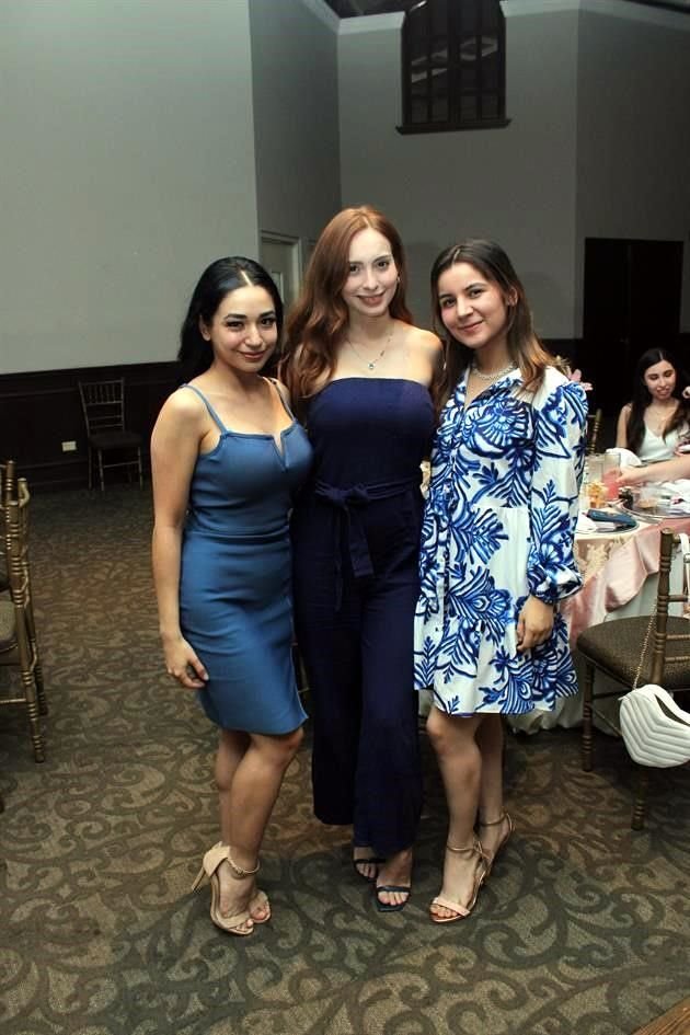 Estefany de la Garza, Marcela González y Barbara Veloz