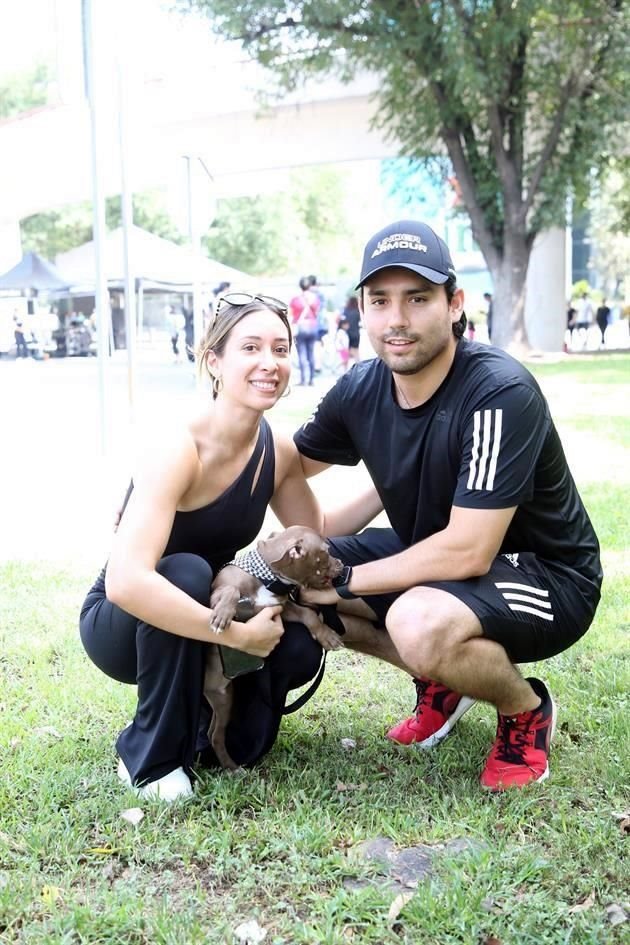 Daniela Martínez, Apollo y Mauricio Selim