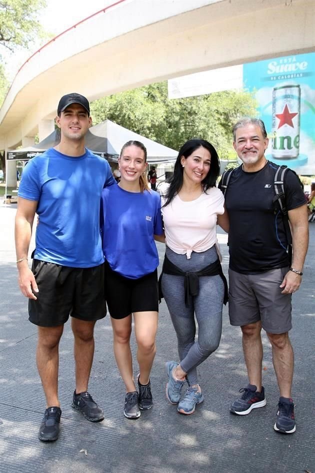 Patricio Espinoza, Claudia Osete, Pilar Esparza y Sergio Salinas