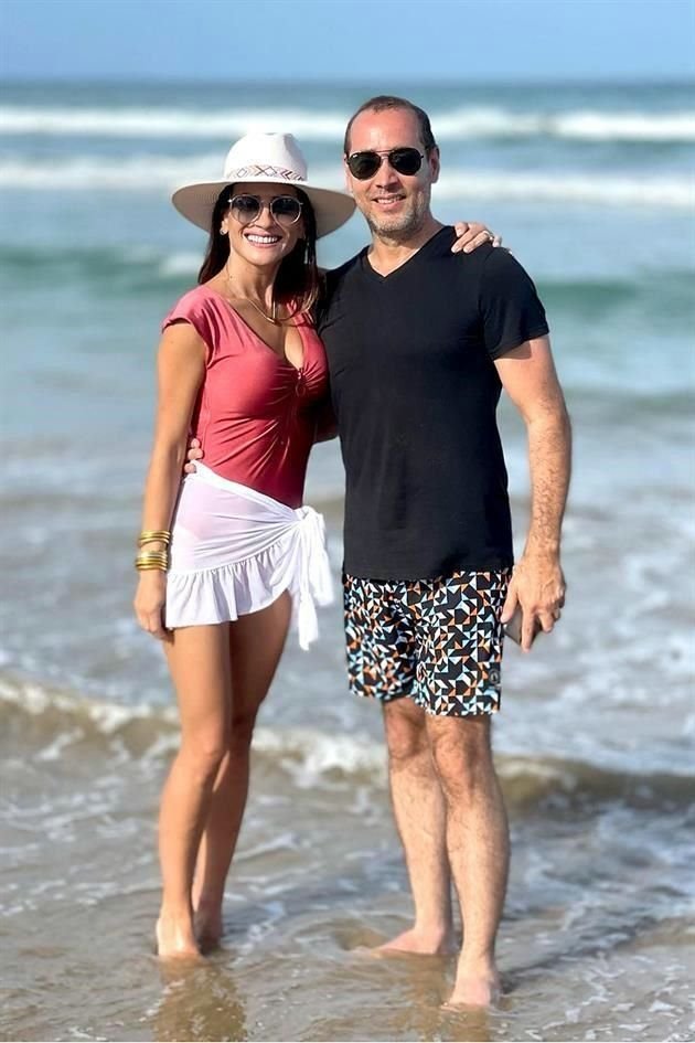 Sandra Escamilla y Sergio Imaz. ISLA DEL PADRE