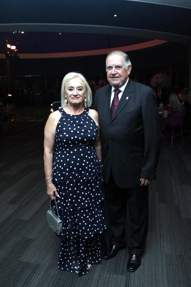 Elizabeth Moreno y Jorge Emilio Garza