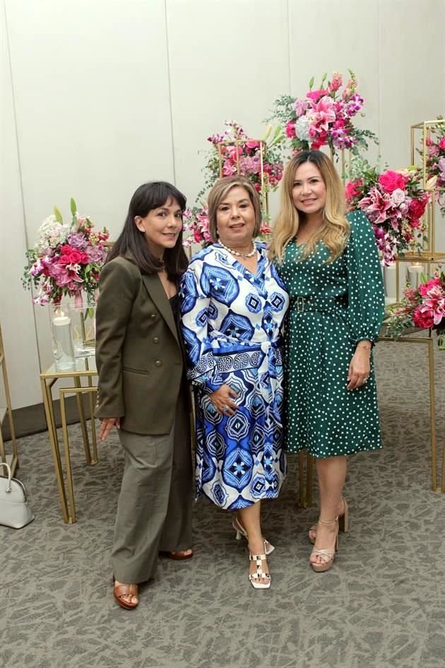 Cristina Casanova, Mayte Saenz y Carmen Ovalle