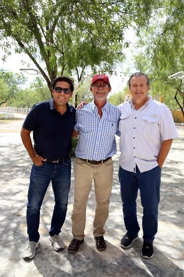 Julio Treviño, Jorge Treviño y Fernando González