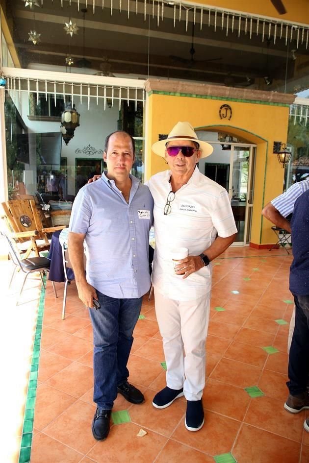 Roberto Garza y Antonio Garza Zambrano  (SM)