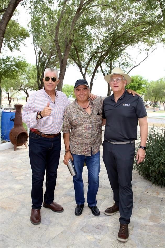 Roberto Lara, Pepe Caballero y Guillermo Bueno