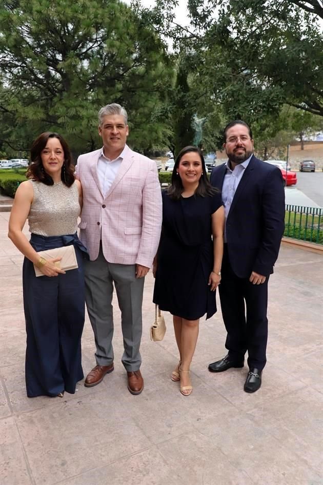 Yolanda Falcón, Iván Rivas, Melissa Segura y Roberto Hinojosa