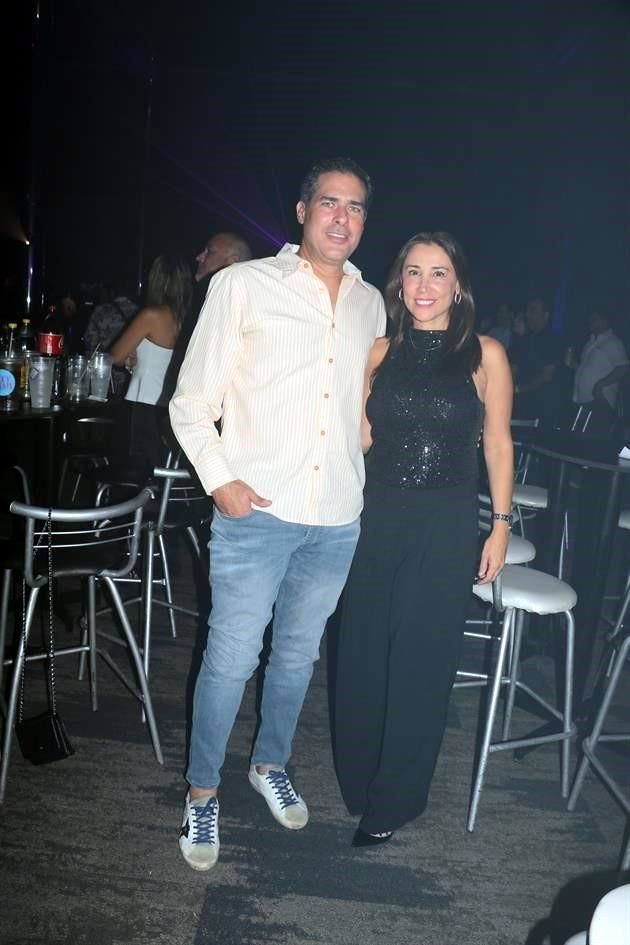 Javier Guzmán y Cecy Rodríguez