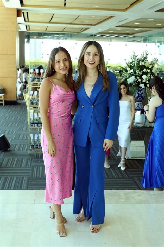 Karen López y Karina López