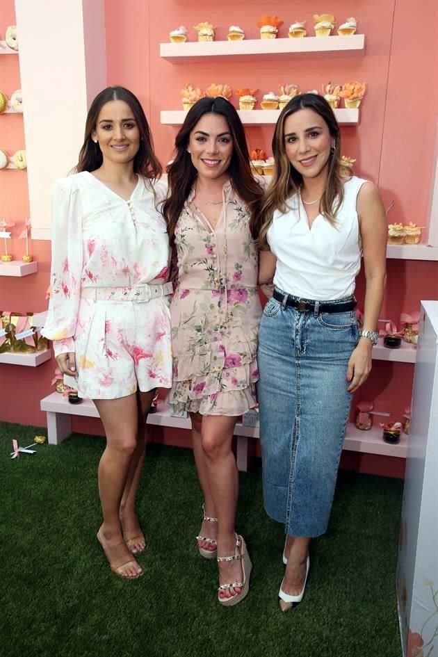 Vanessa Flores, Zasil Guajardo y Lorena Ramírez