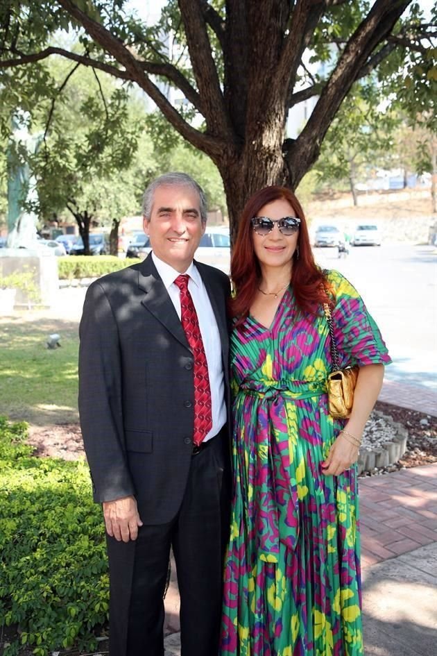 Ricardo Rodríguez y Alejandra Ancira