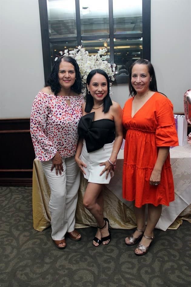 Rosy Cantú, Olga Torres y Sandra de Torres