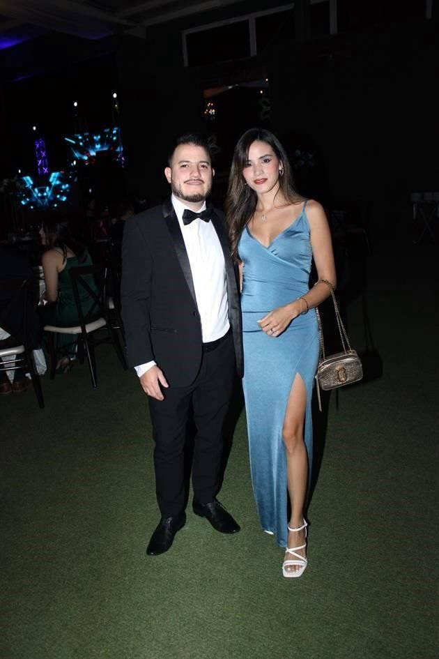 Marcelo Garza y Lizzette González