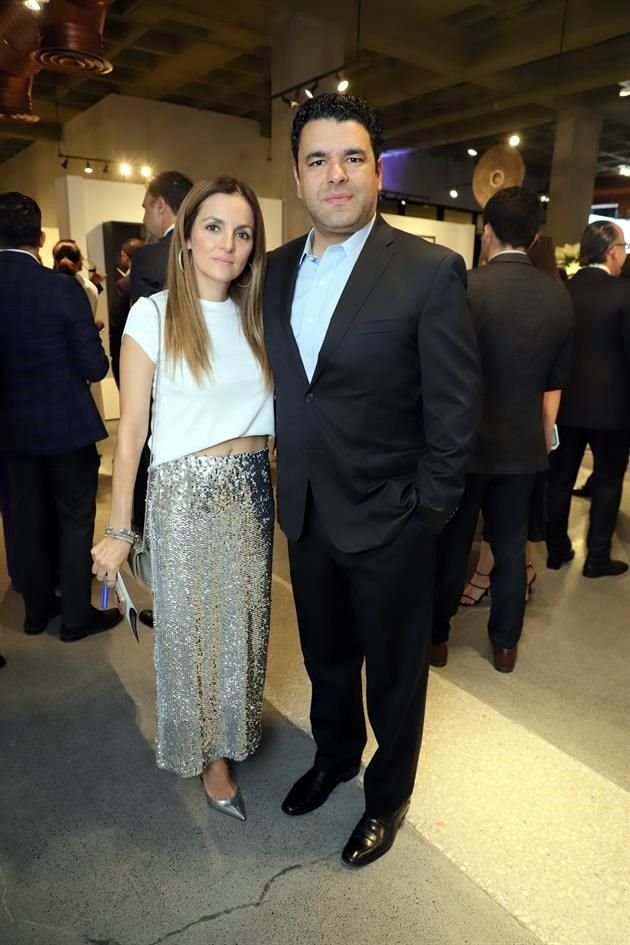 Daniela Obregón de De la Garza y Bobby de la Garza