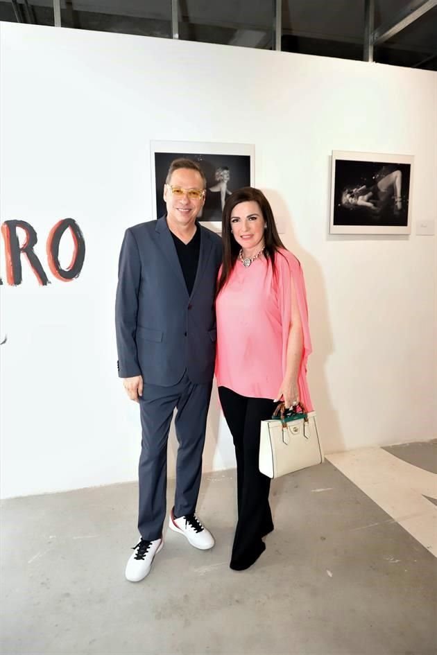 Mr. Quintero y Marlene Dávila de Rodríguez