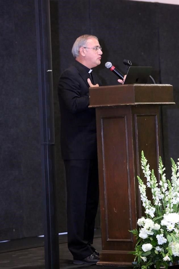 Padre Guillermo Meade L.C.
