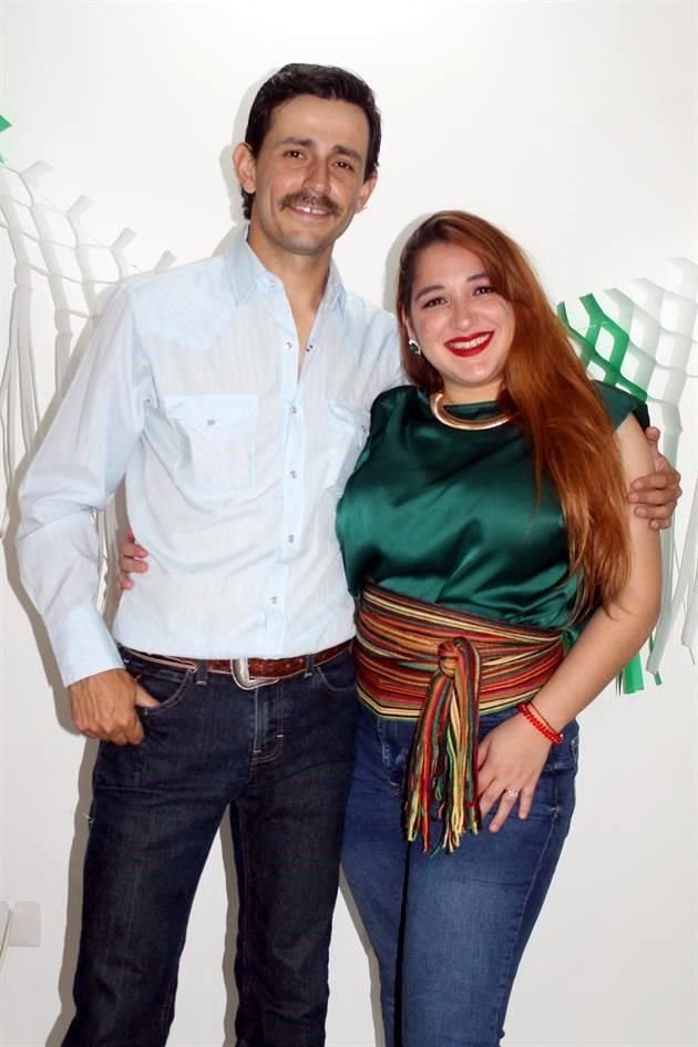 Mario Valle y Marixa González de Valle