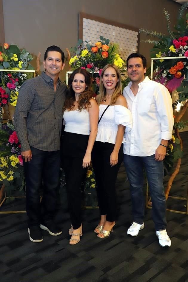 Carlos Valero, Gaby Ríos, Jéssica Gómez y Rodolfo Ayala