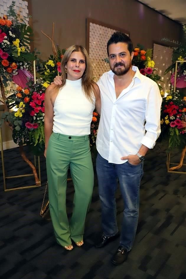 Karla Casillas y Bernardo del Valle