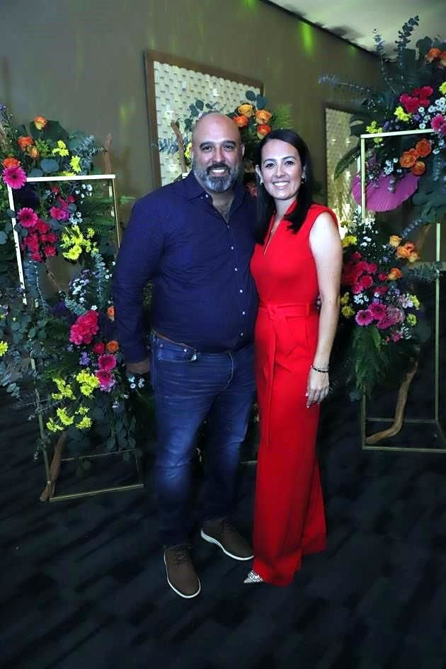 Diego Hernández y Paola Rodríguez de Hernández