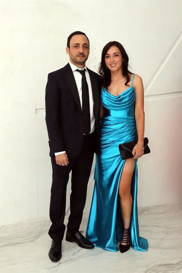 Daniel Flores y Liz Mora