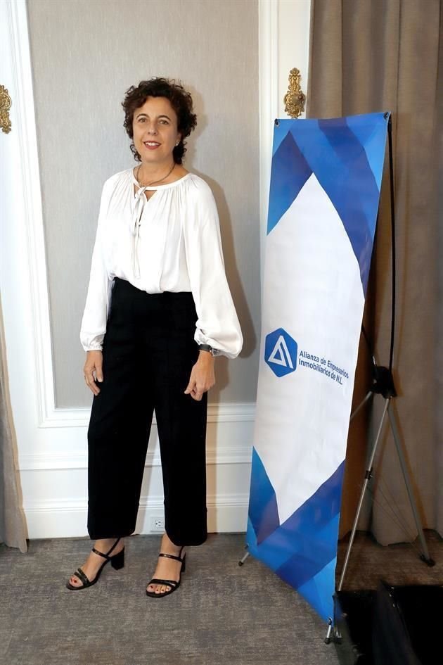 Luz Lobatón