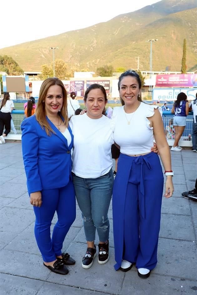 Alejandra Villarreal, Daniela González y Bety Sarquis