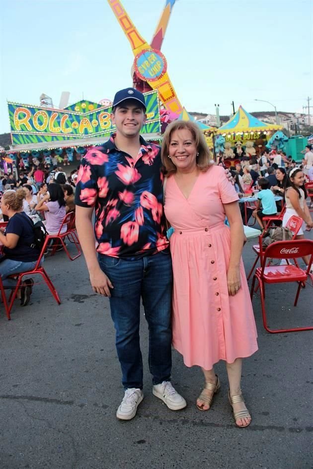 Alberto Álvarez García y Elizabeth García