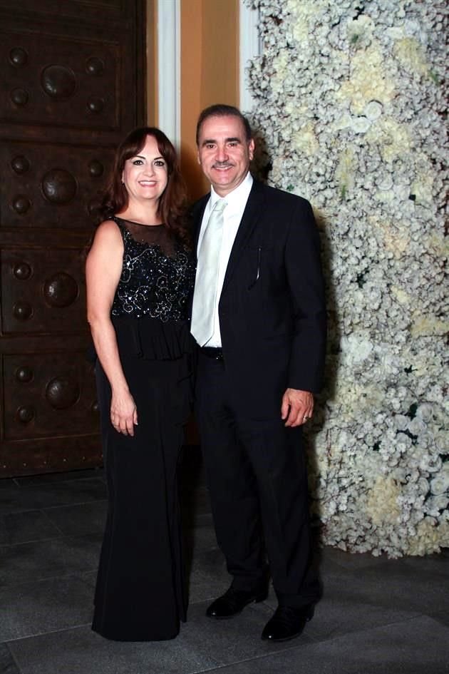 Lupita Lozano de Figueroa y Jorge Figueroa Méndez