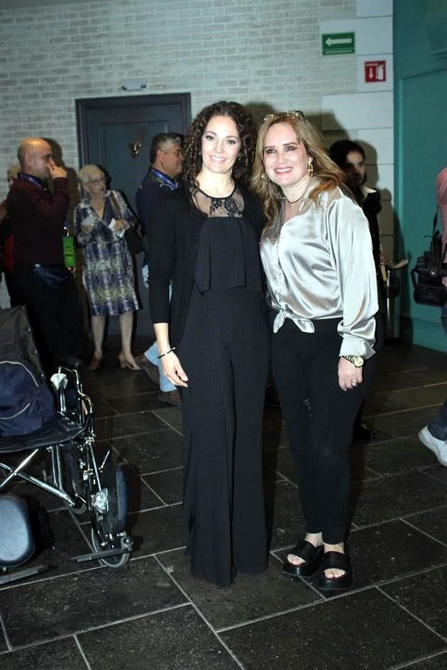 Valentina González y Patricia Santos