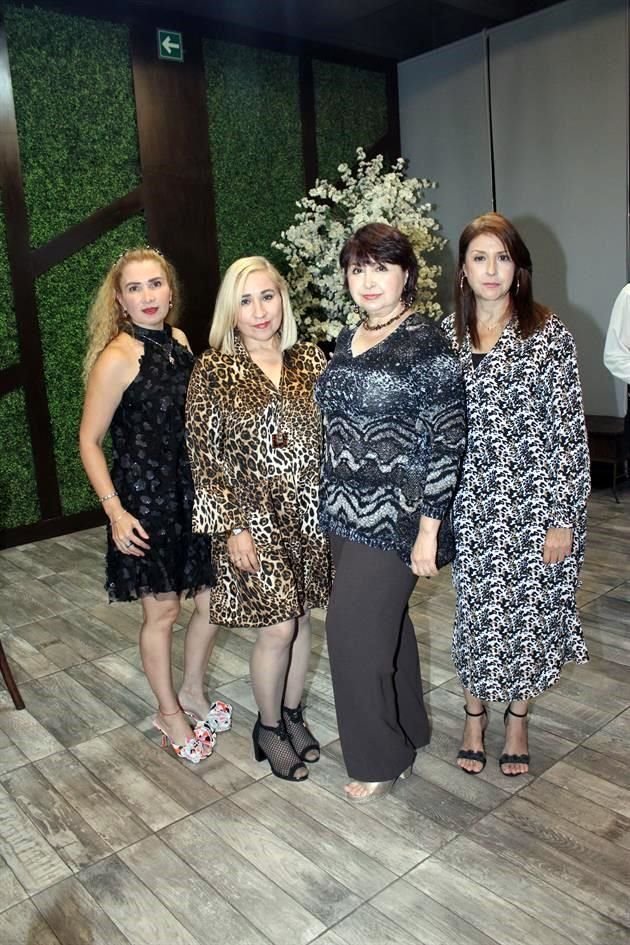 Brenda Arredondo, Yolanda Ramírez, Nora Villarreal y Adriana Villarreal