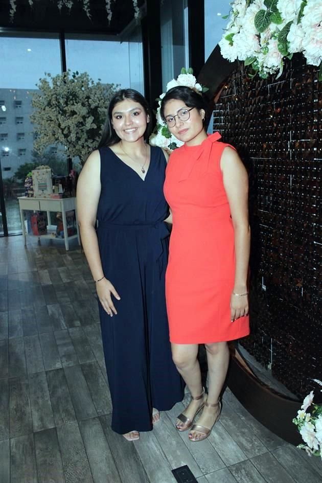 Karen Veloquio y Alejandra Martínez