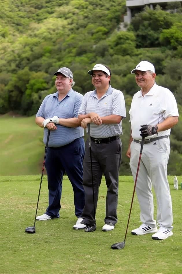 Saul Villarreal, David Farías y Patricio Forbes