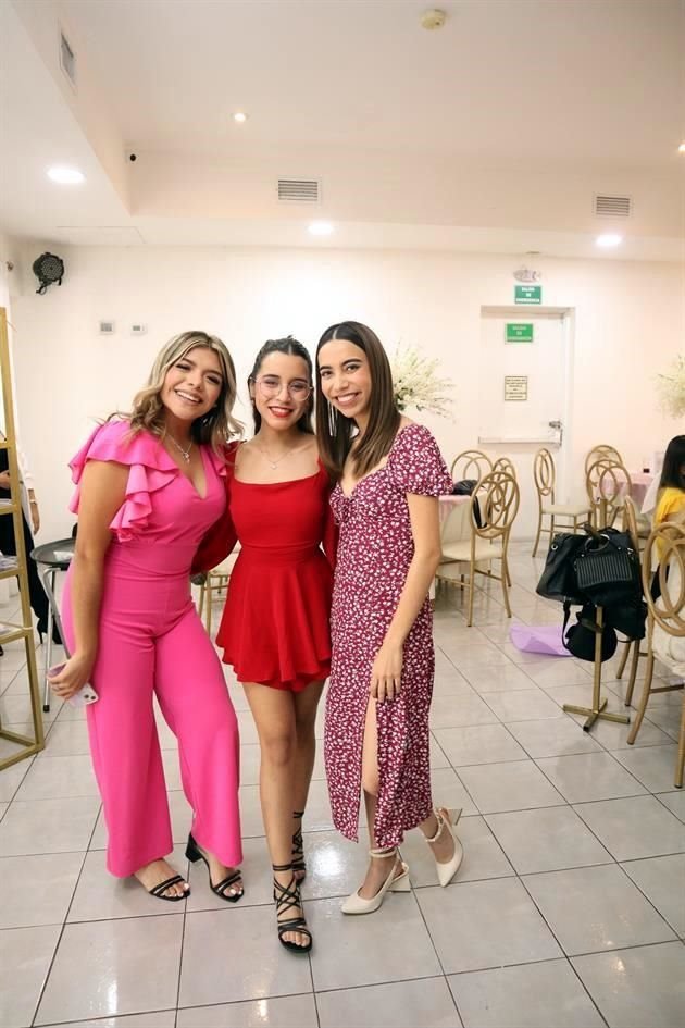 Tají Aponte, Mité Álvarez y Melina Álvarez