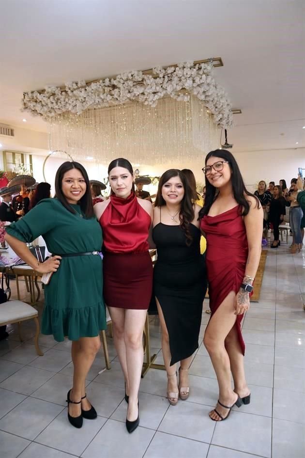 Estefani Niño, Astrid Zúñiga, Nancy Rodríguez y Nahomi Rodríguez