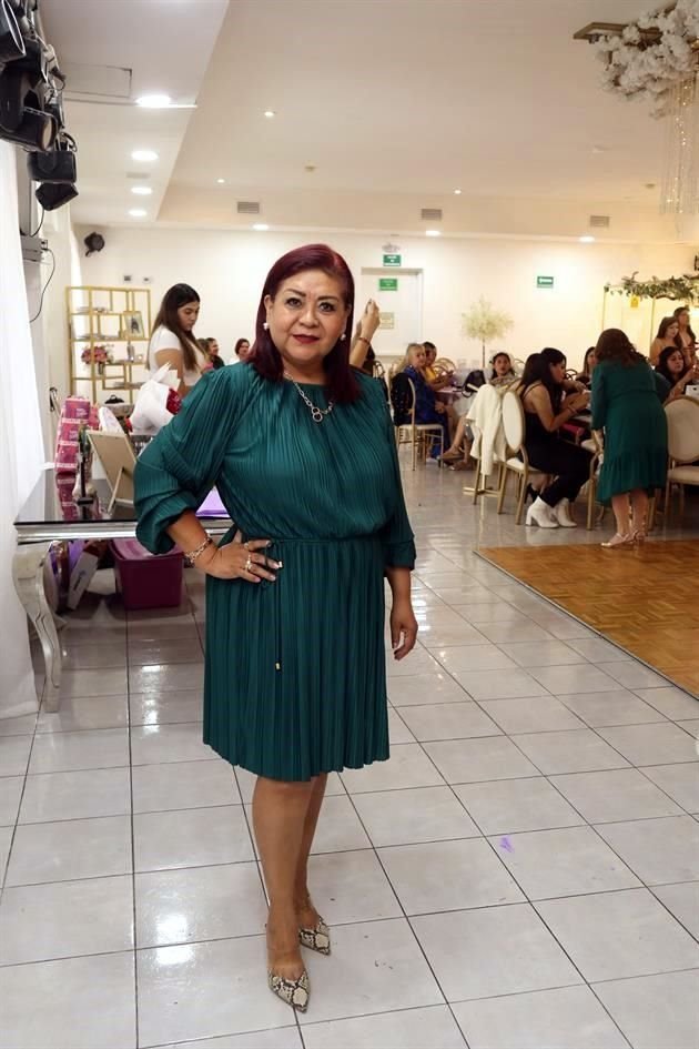 Almita Vázquez