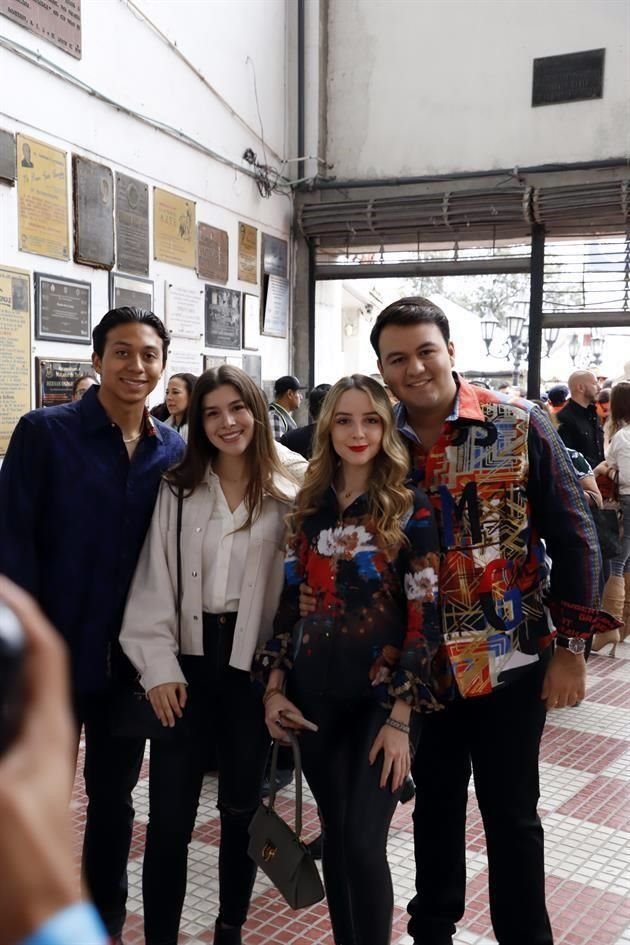 Mauricio Uresti, Victoria Rodríguez, Tariana Moreno y Marcelo Uresti