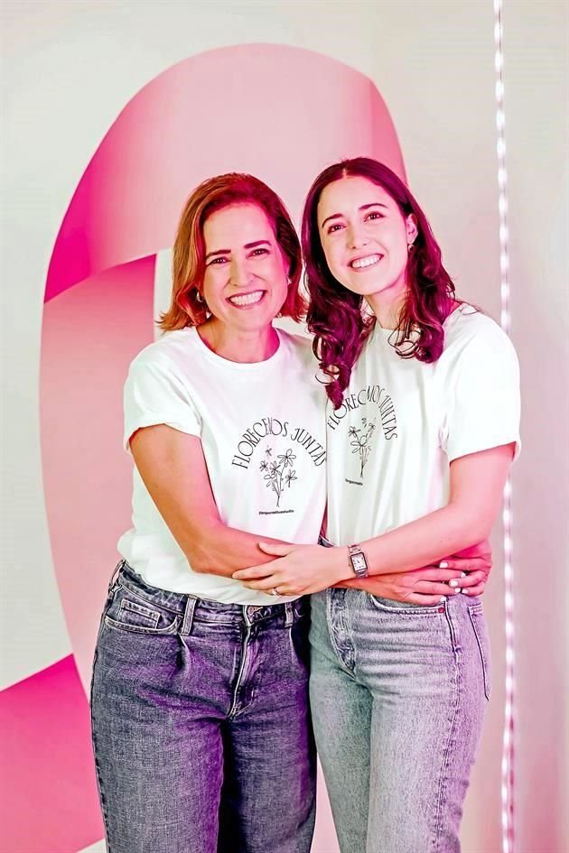 Yolanda Saro de Ferrara y su hija, Bárbara Ferrara