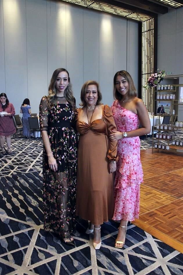 Liliana González, María Mercedes García y Tania González