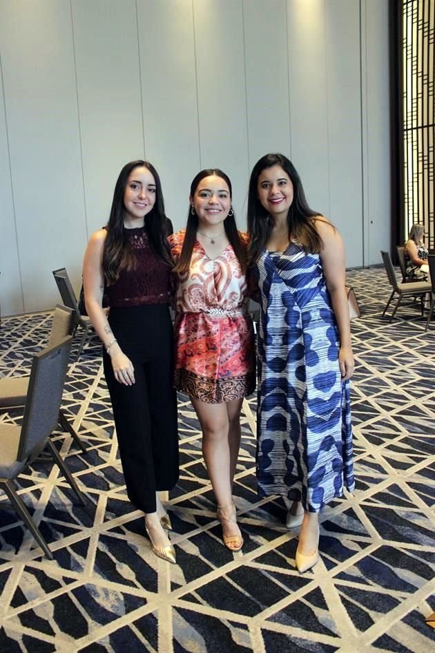 Karla Halbert, Myrna Peña y Cinthya Wong