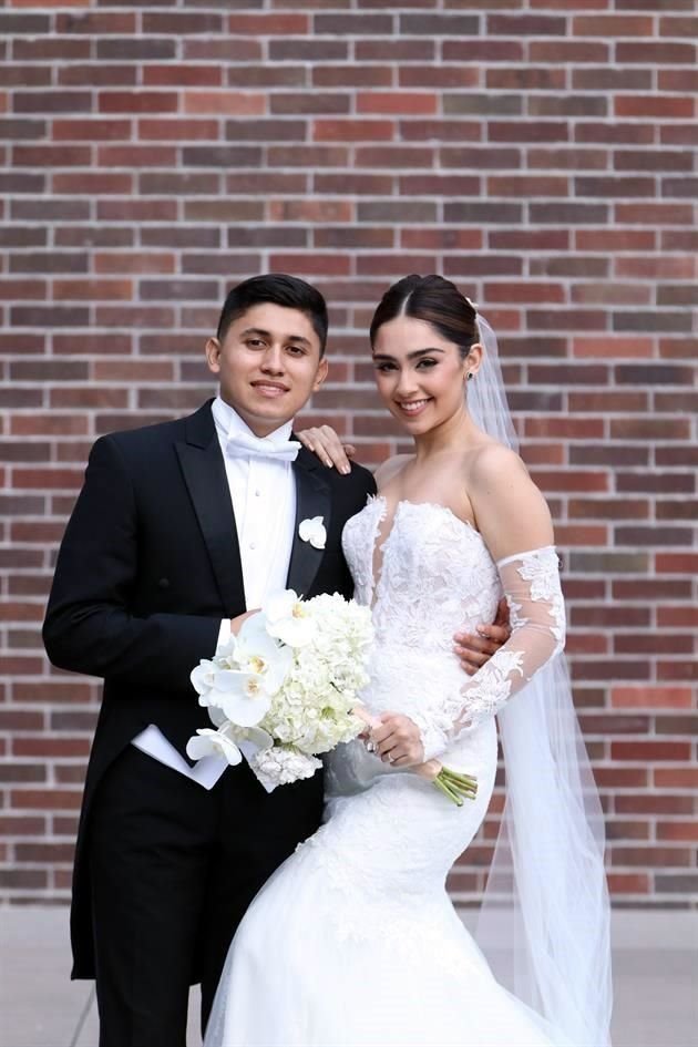 Manuel Ortiz Morales y Alejandra Saldívar Moreno