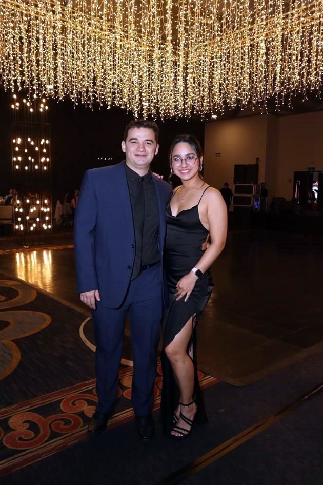 César Ortiz y Yéssica Torres