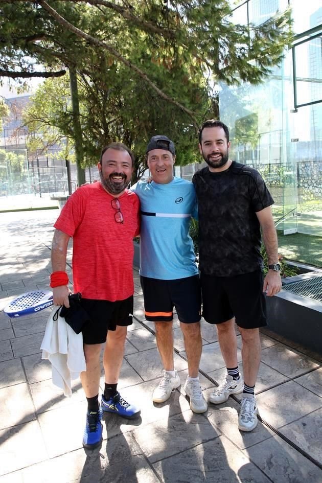 Antonio Peña, Domingo Aróstegui y Gerardo Garza